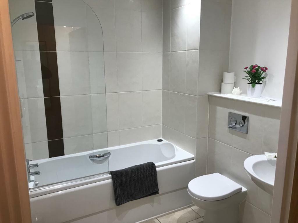 Hansen House Cardiff Apartment With Parking Esterno foto